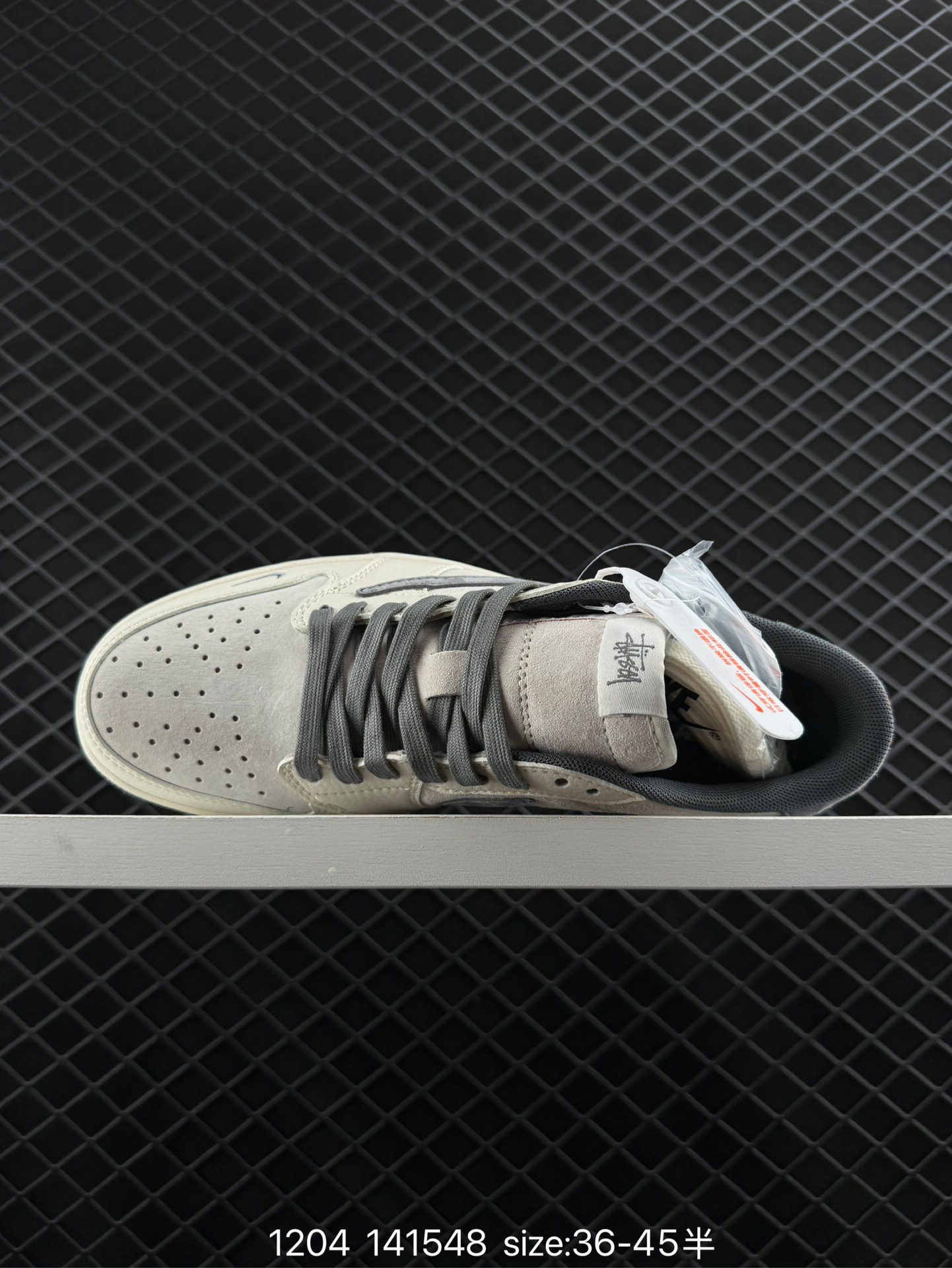 Travis Scott x Air Jordan 1 ” Reverse Mocha “